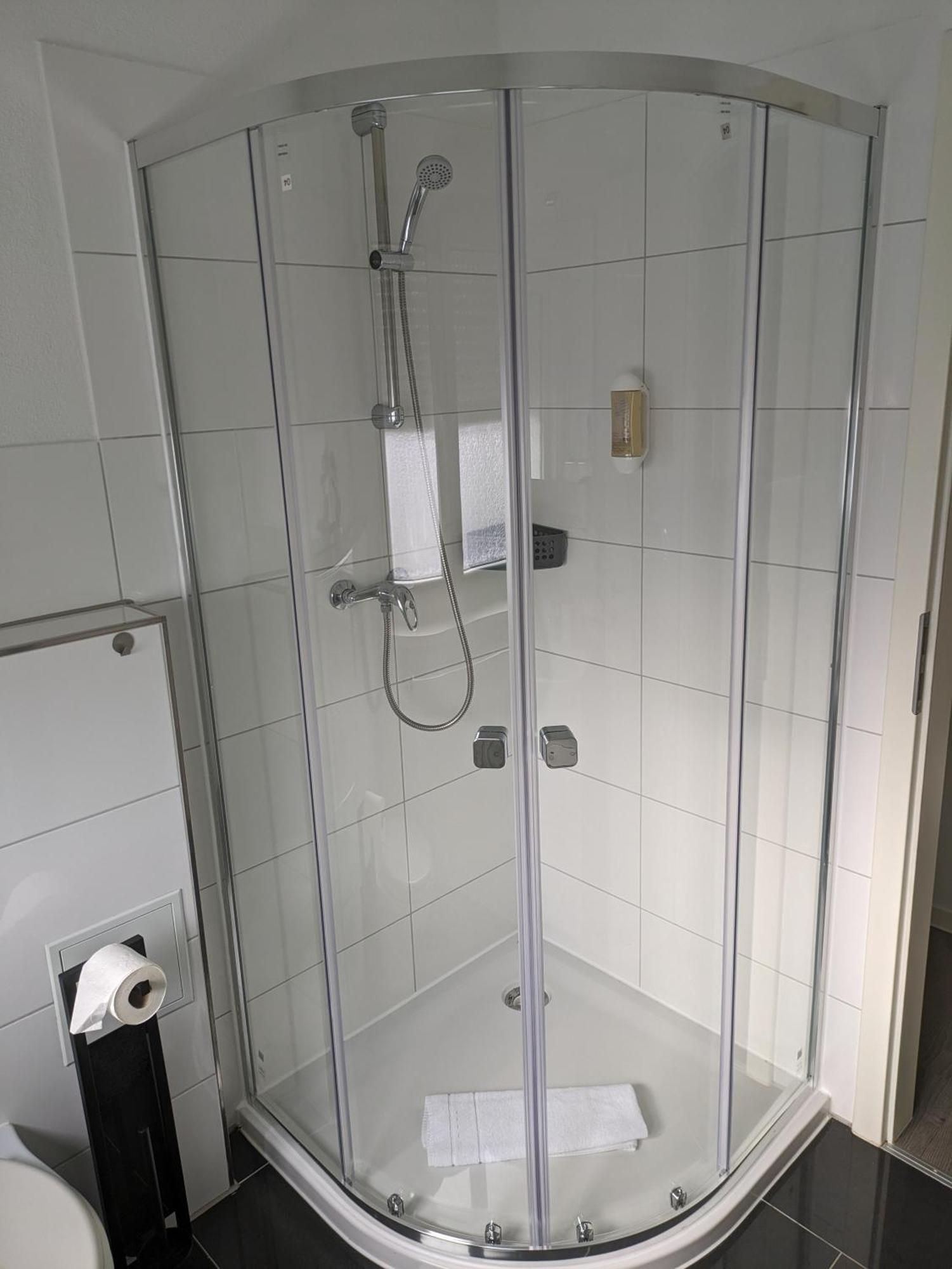Hotel Ari Kaiserslautern Kültér fotó