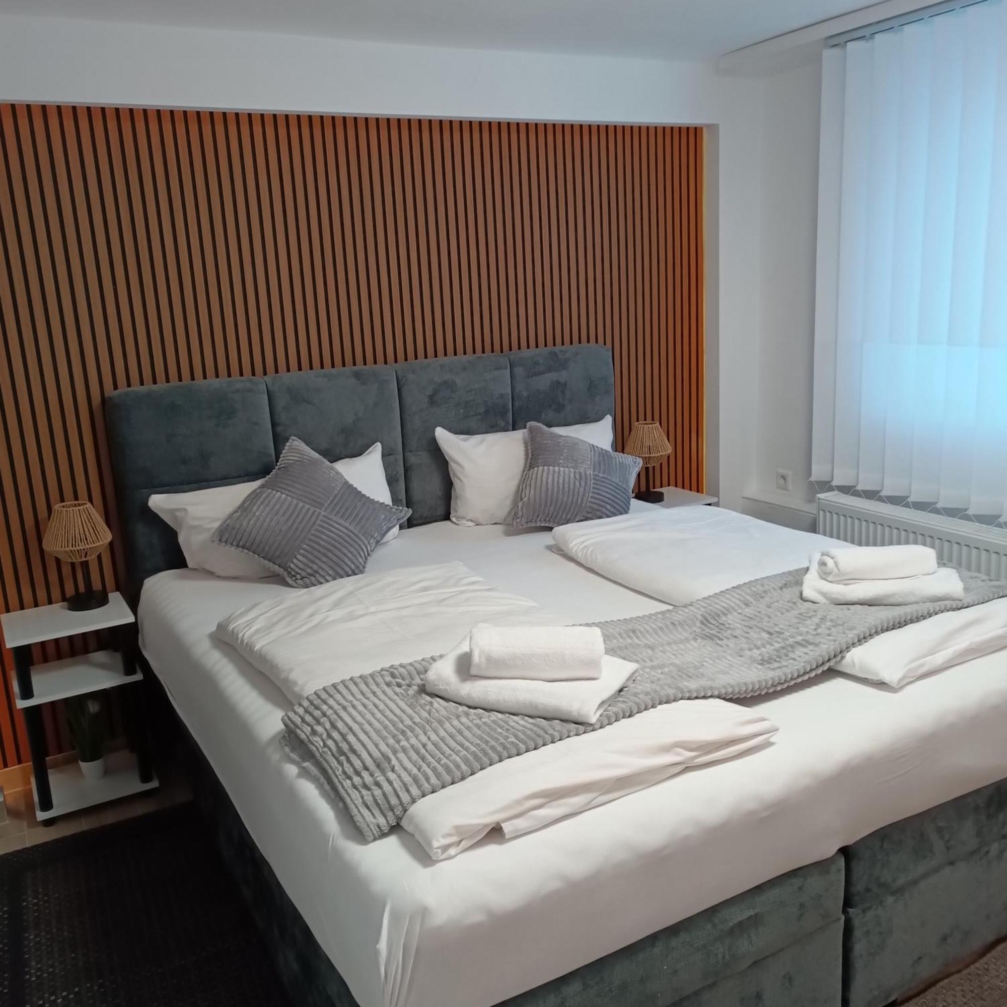 Hotel Ari Kaiserslautern Kültér fotó